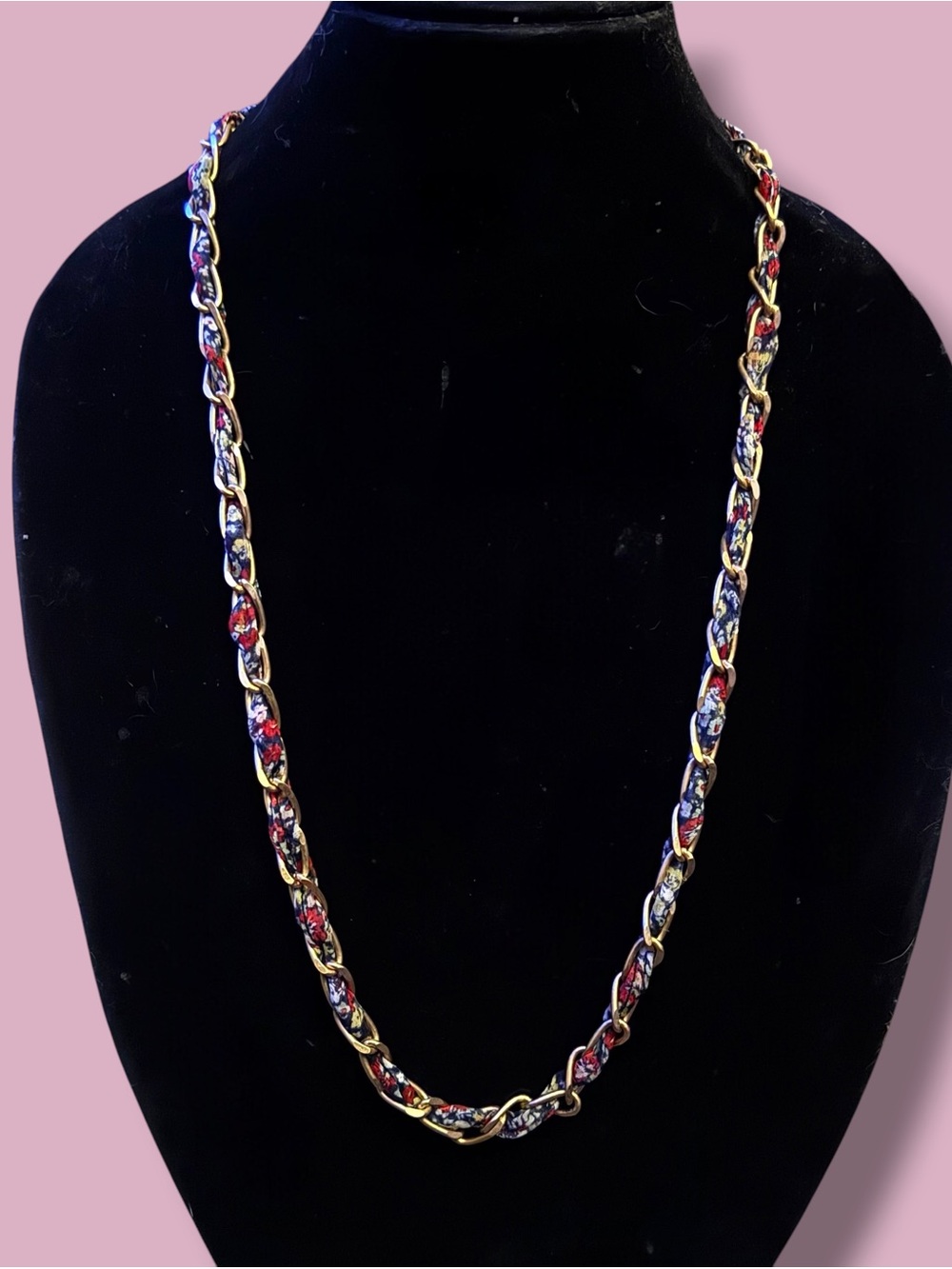 Vintage Juicy Couture gold tone woven floral ribbon necklace